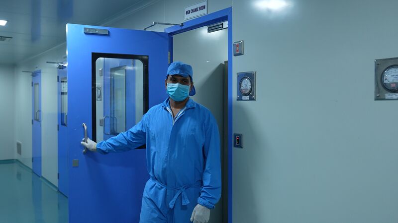 Airlock entry to the production area
