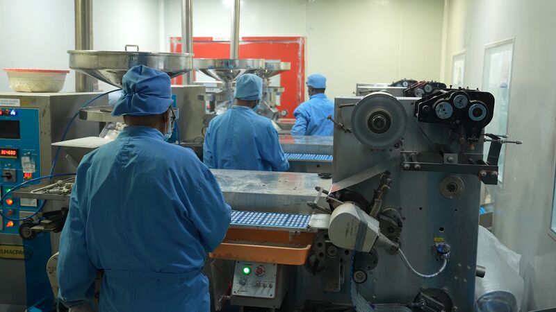 Packaging floor